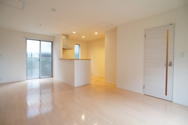 居室・リビング　大型家具もラクラク置けちゃいます！