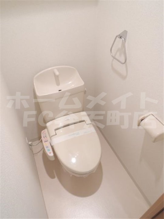 トイレ　清潔感のあるトイレです