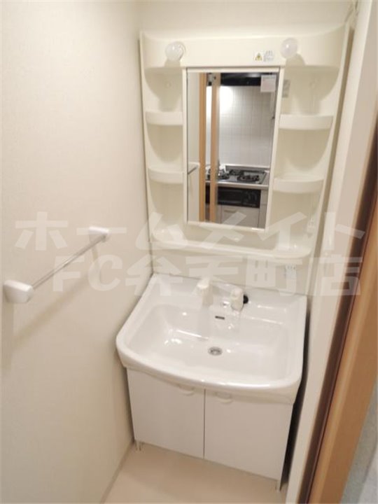 洗面設備　洗面所です