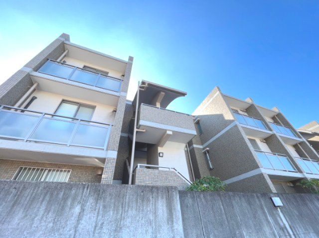 建物外観　詳細は、RISUMO江坂本店までお問合せください♪