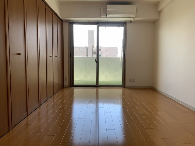 居室・リビング　ゆったり過ごせる居間です