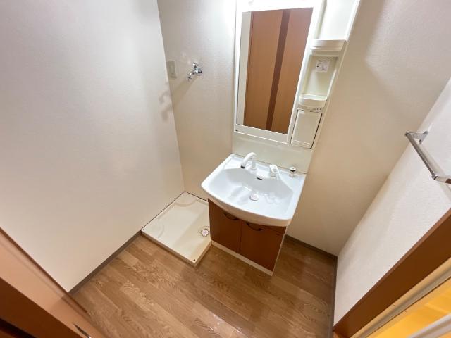 洗面設備　洗髪洗面化粧台