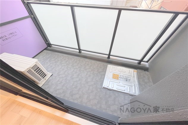 バルコニー　※上階写真