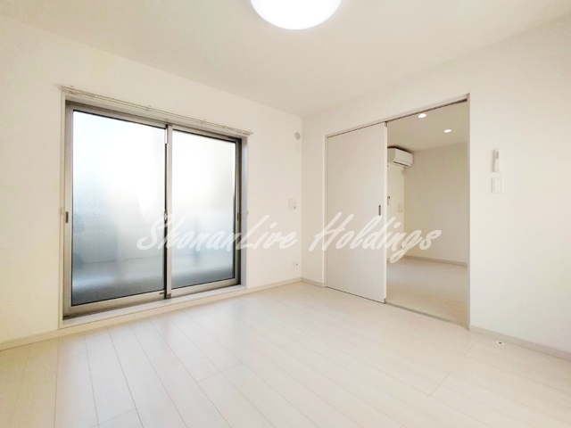 その他部屋・スペース　落ち着いて過ごせるお部屋なので、寝室にいかがでしょうか