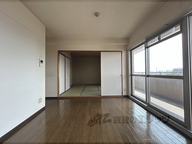 居室・リビング　リビング