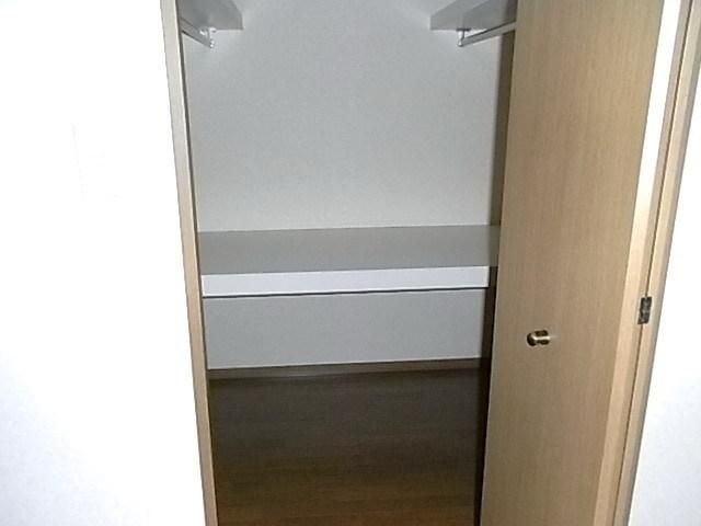 収納　★ウォークインクローゼット（２帖）★