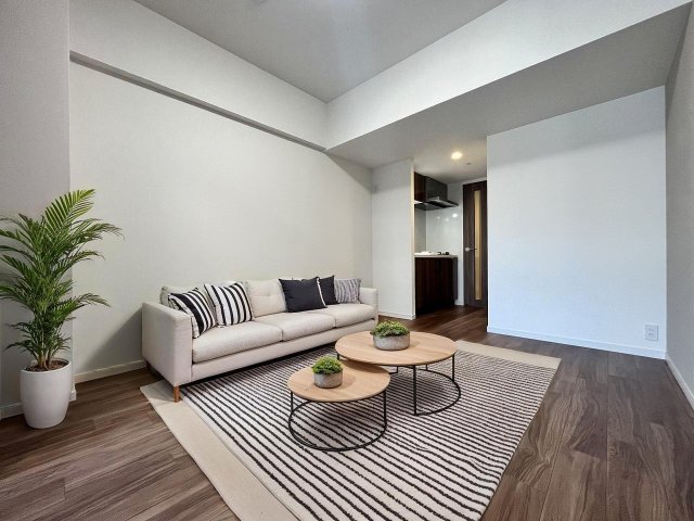 居室・リビング　ＣＧで家具等を配置したもので家具等は含まれません。