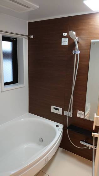 バス・シャワールーム