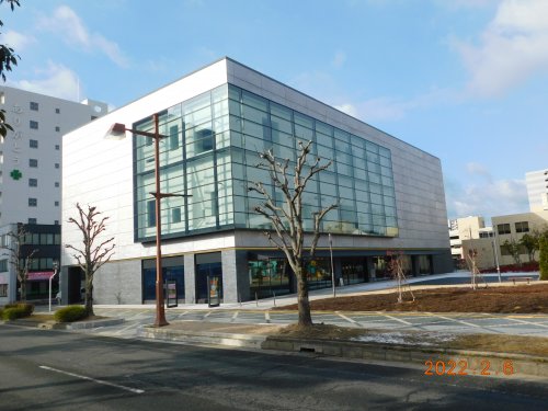 その他　市立美術館（その他）まで604m