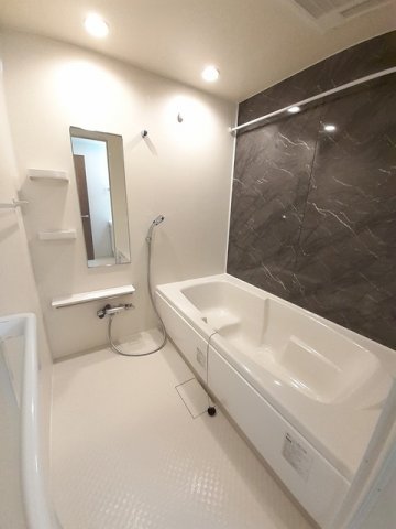 バス・シャワールーム　日々の暮らしに欠かせないお風呂です