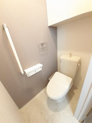 トイレ　トイレもきれいです