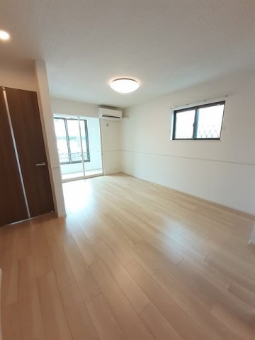 居室・リビング　居間です