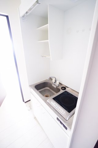 キッチン　1口ＩＨコンロ。ほかのお部屋の参考写真です