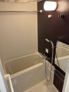 バス・シャワールーム　お風呂で日々の疲れを落としましょう