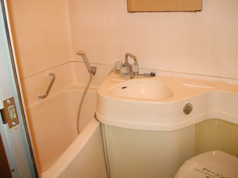 バス・シャワールーム　洗面