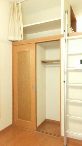 収納　クローゼット