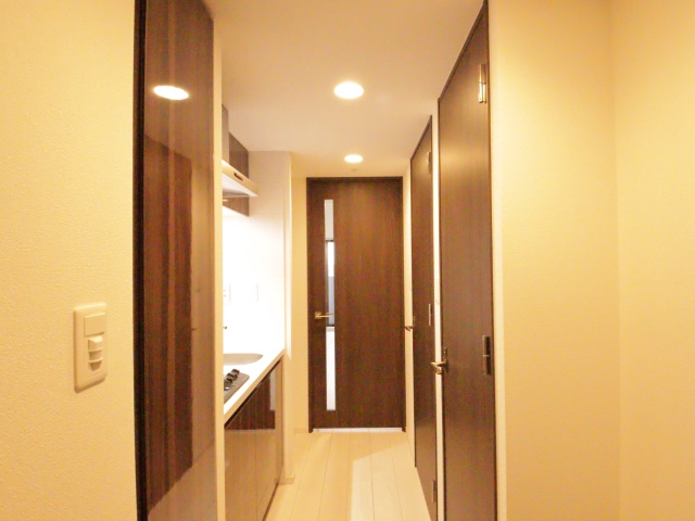玄関　※別号室の参考写真です※