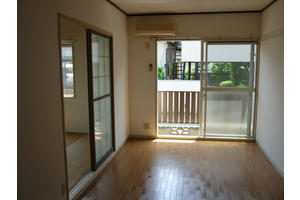 その他　広々リビングで２人入居にもおすすめです