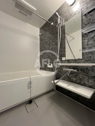 バス・シャワールーム　パグーロ東三国　浴室