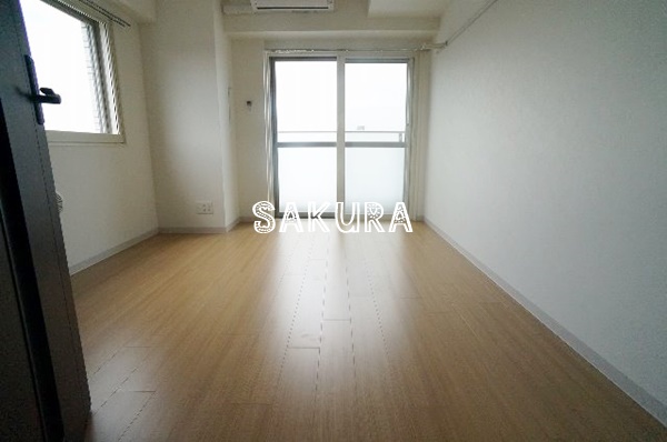 その他設備　室内エアコン付き♪