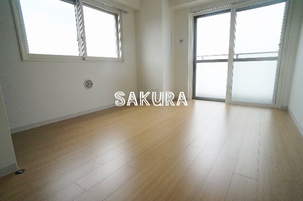 居室・リビング　開放感のあるゆったりとしたお部屋です♪