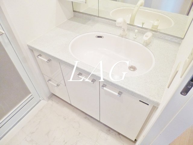 洗面設備　洗面台です。