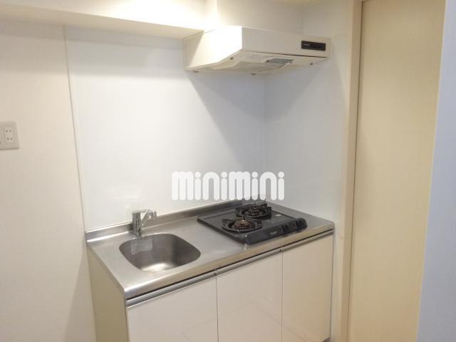 キッチン　２口コンロ付きのシステムキッチンです。