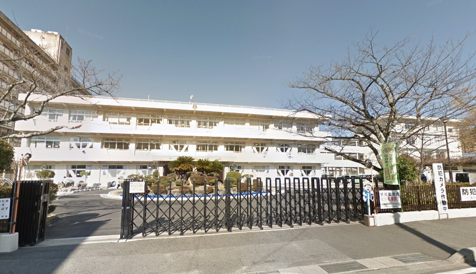 小学校　大津市立中央小学校（小学校）まで298m