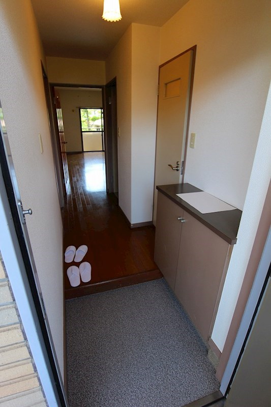 玄関　・別号室参考写真