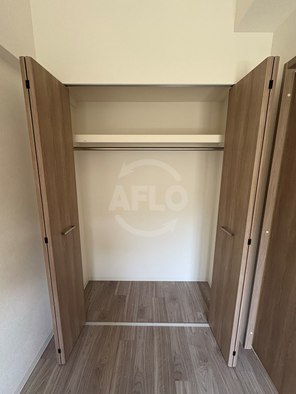 収納　スプランディッド堺東　クローゼット