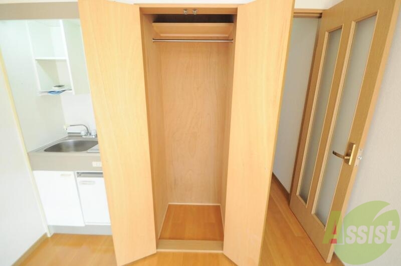 バルコニー　クローゼット完備です