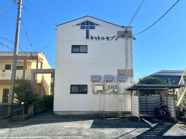 エントランス　外観写真（昼）