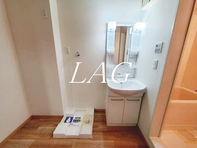 洗面設備　洗面台です。