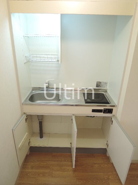 キッチン　別部屋のお写真です。ご参考までに！