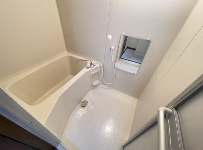 バス・シャワールーム　図面と現状に相違がある場合には現状を優先