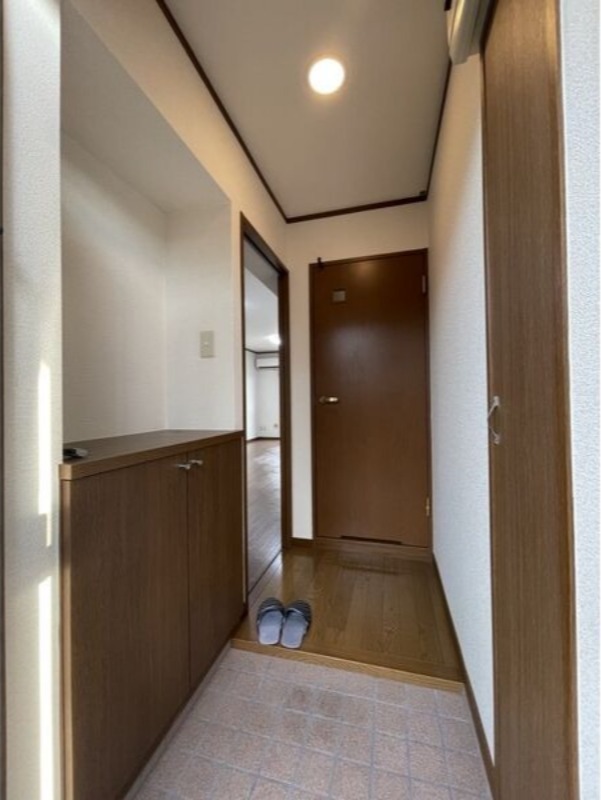 玄関　図面と現状に相違がある場合には現状を優先