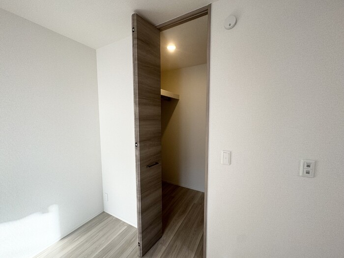 収納　ウォークインクローゼット