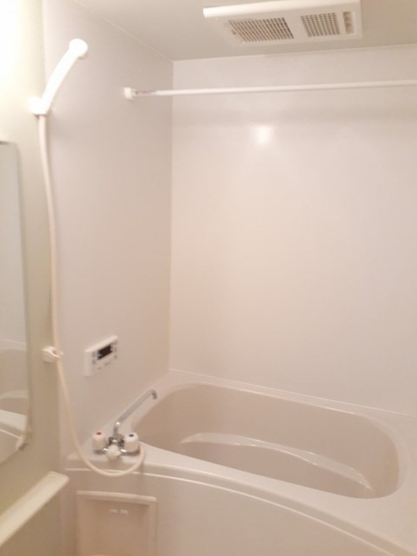 バス・シャワールーム　図面と現状に相違がある場合には現状を優先