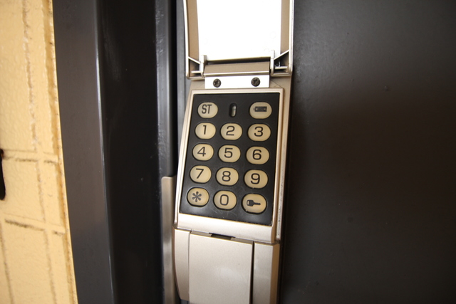 セキュリティ　電子ロックタイプ