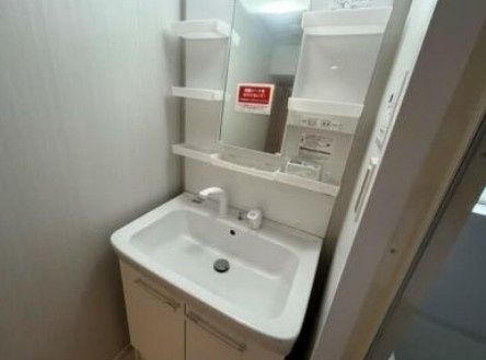 洗面設備　別タイプ部屋　参考写真です