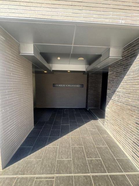 エントランス　エントランス入口