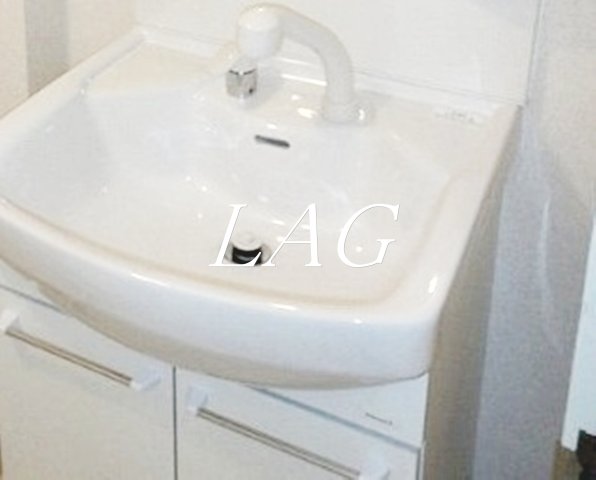 洗面設備　洗面台です。