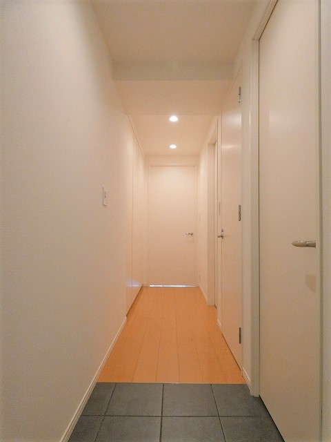 玄関　別部屋参考写真