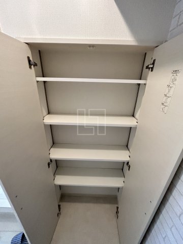 収納　フレンシアノイエ内本町　下駄箱