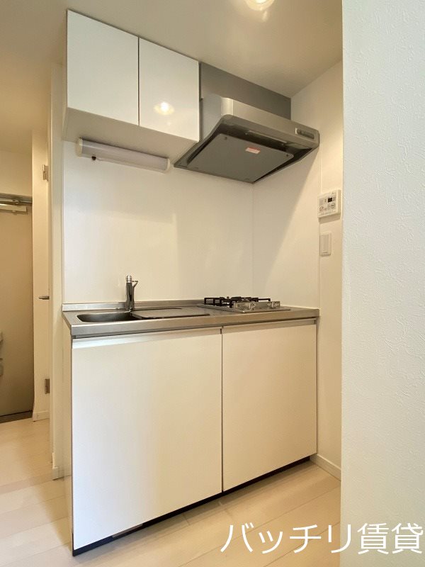 キッチン　同型タイプの為、現状を優先いたします。