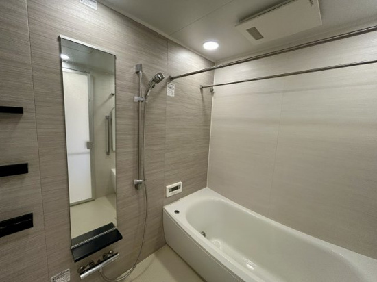 バス・シャワールーム　バス