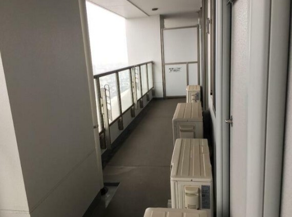 バルコニー　バルコニー