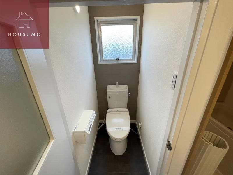 トイレ　落ち着いたトイレです