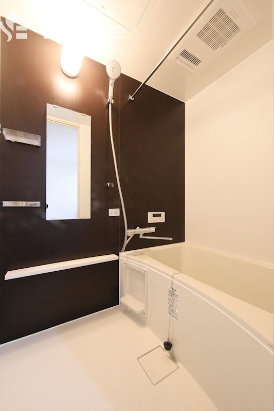 バス・シャワールーム　同仕様内装
