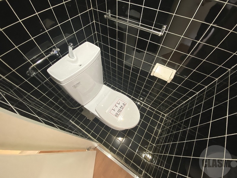 トイレ　別部屋の写真